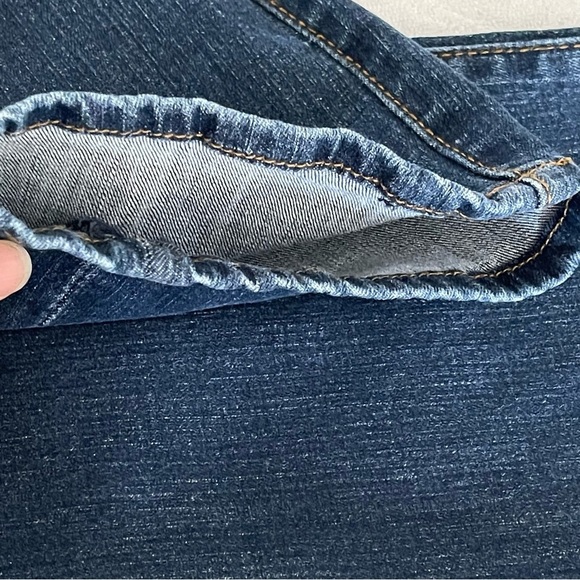 Kut from the Kloth Boyfriend Straight Jean size 8 - Picture 16 of 16